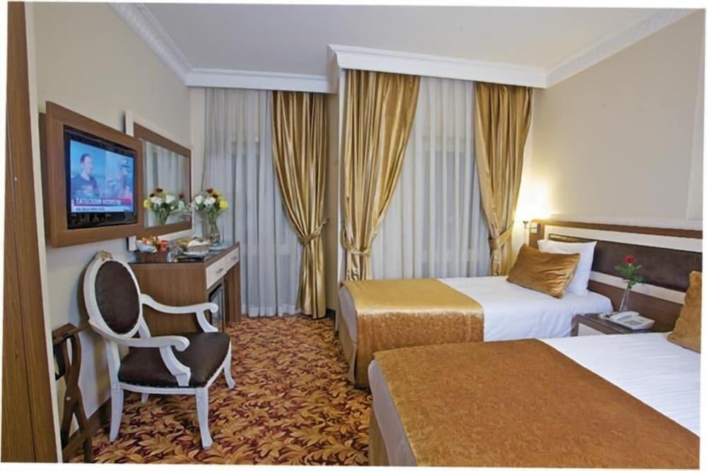 Grand Anatolia Hotel Istanbul Exterior foto